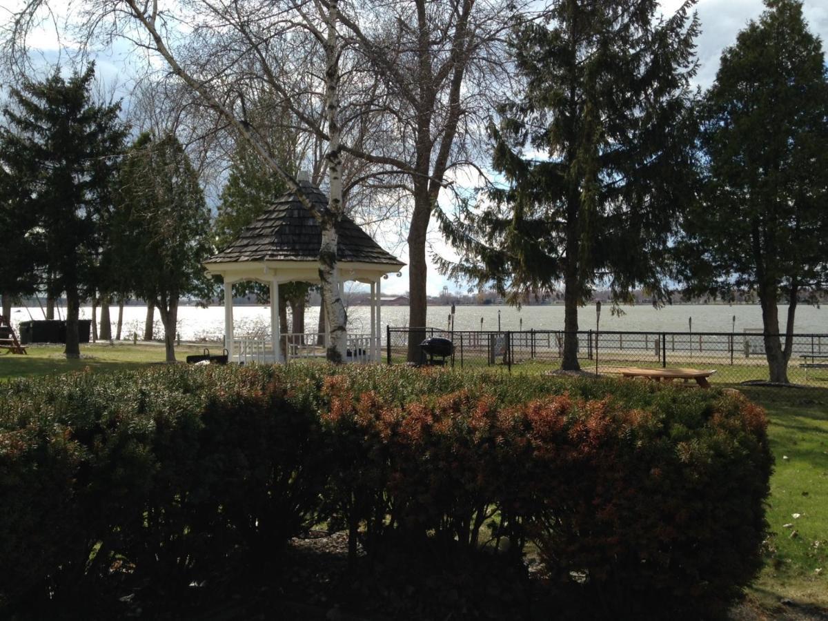 The Mariner Motel Γκριν Μπέι Δωμάτιο φωτογραφία